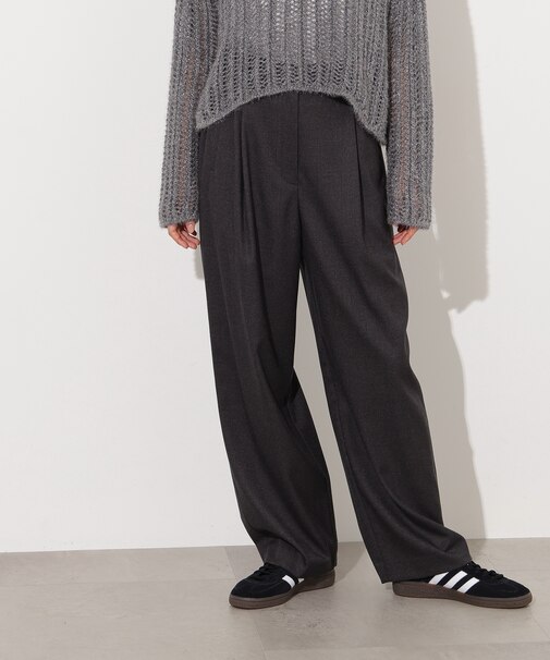 リラックスタックワイドパンツ