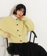 クルーネックフェザーカーディガン