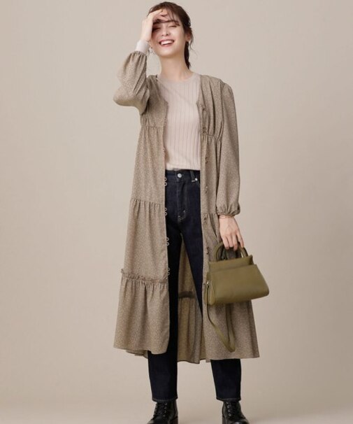 フラワープリントギャザーガウンワンピース