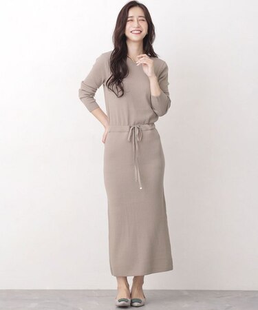 リブニットワンピース