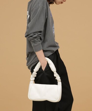 JW PEI／Alison ソフトボリューム ショルダーバッグ