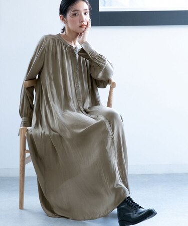 LB.04／ナイルサテンギャザーマキシワンピース