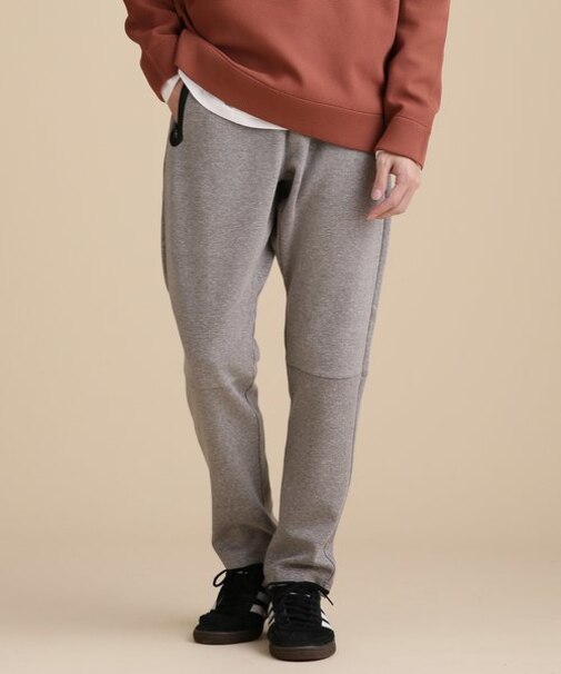 LB.04／テックフリーステーパードパンツ