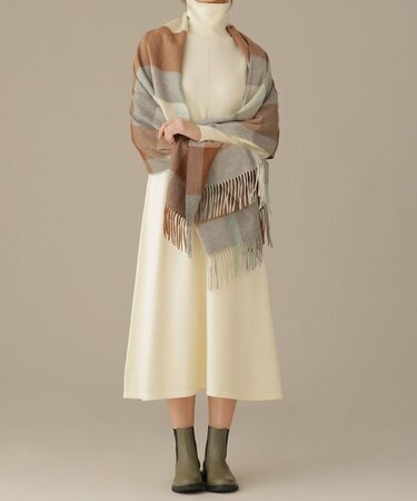 LB.03／フィットアンドフレアニットワンピース