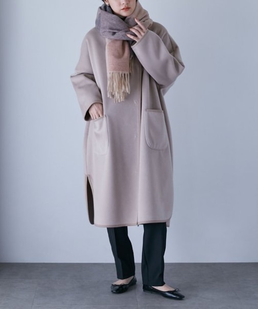 LB.04／パイピングノーカラーコート