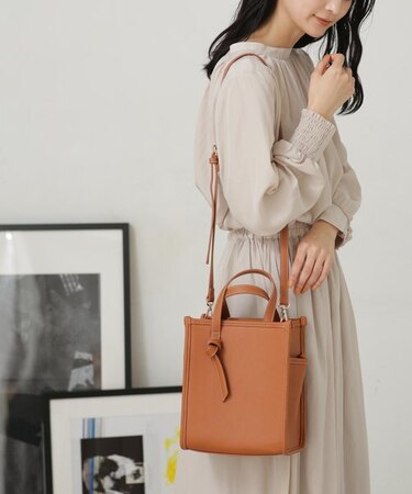 LB.04／スクエアステッチトートバッグ