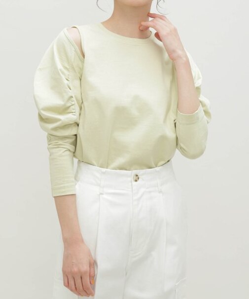 LB.03／ギャザースリーブカットアウトトップス