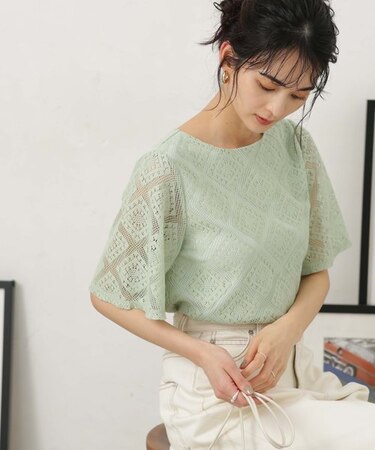 LB.04／レースプルオーバーブラウス