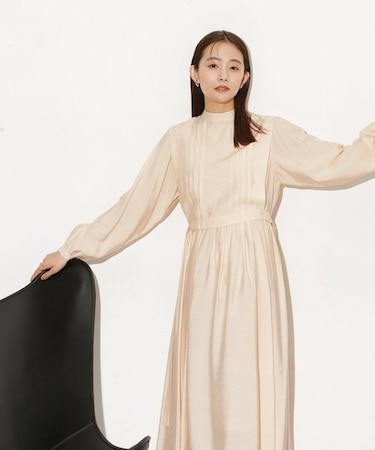 2wayレイヤード ピンタックベスト＆ギャザーワンピース