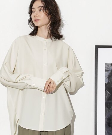 バックタックスタンドカラーワイドシャツ