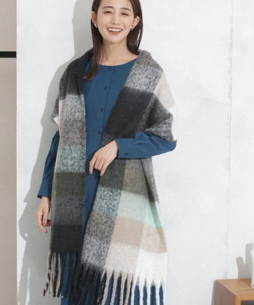 WEB限定／シャギーチェック太フリンジボリュームマフラー
