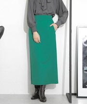 ひざ丈スカート