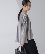 WEB限定／ボーダーワイドドロップトップス