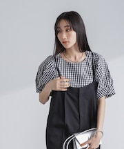 変形スリーブプルオーバーブラウス