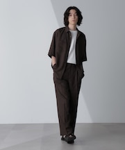 テックリネンリラックスタックテーパードパンツ（セットアップ可）