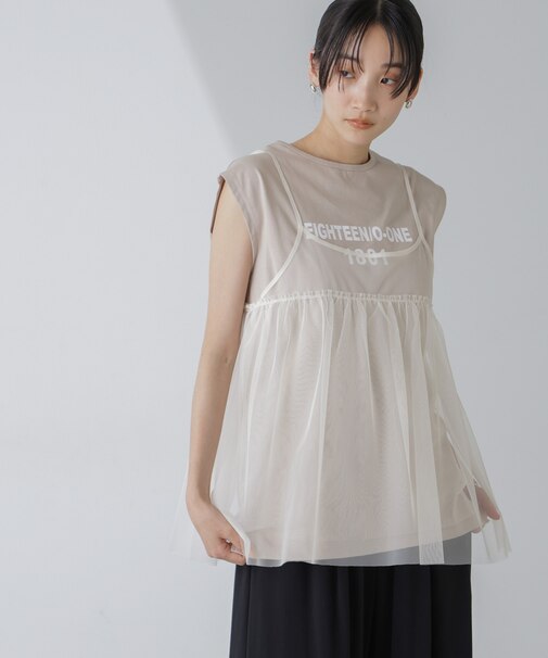 ノースリーブロゴプリントトップス
