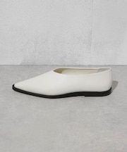 JVAM／AUGUST ポインテッドシューズ