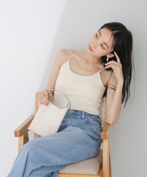 カップ付きバッククロスキャミソール