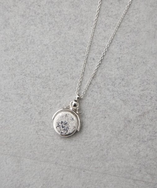 on the sunny side of the street／Rotating Fob Seal Necklace