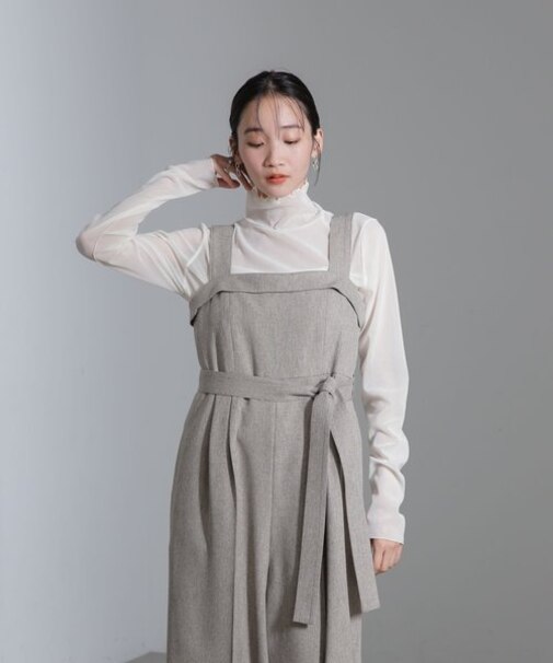 ベロアチュールタートルプルオーバー