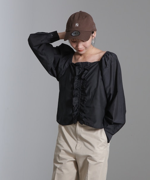 シルク混フロントフリルブラウス