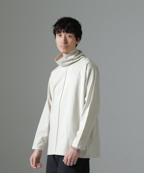 WEB限定／ボリュームハイネックプルオーバー 長袖