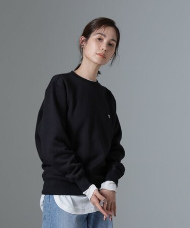 Champion／CREW NECK SWEATSHIRT