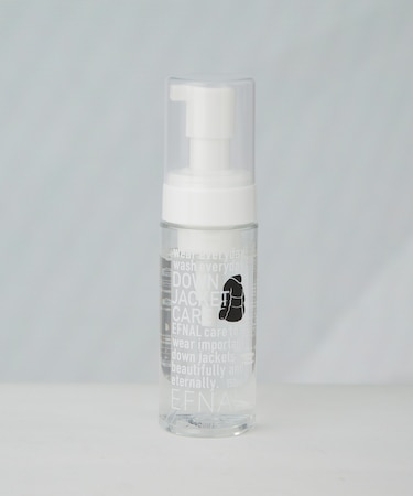 ダウンジャケット専用 水のいらない泡洗剤