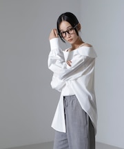 オフショルダーデザインシャツ