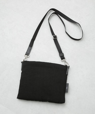 ITTI／別注 PUFFER MARY SACOCHE S／サコッシュ