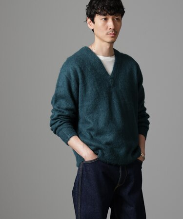 モヘヤブレンド起毛Vネックニット