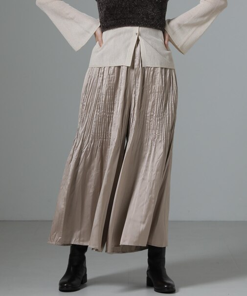 消しプリーツサテンワイドパンツ