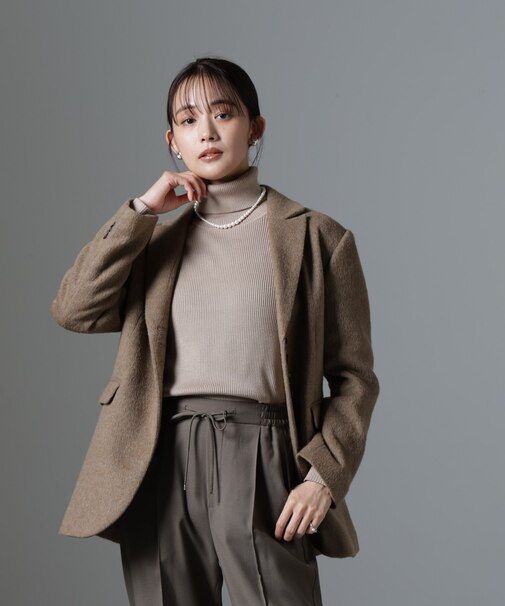 椿オイル加工リブタートルニット