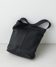 ITTI／別注 MARY BUCKET SHOULDER