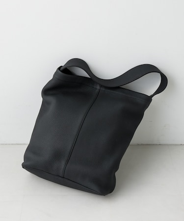 ITTI／別注 MARY BUCKET SHOULDER