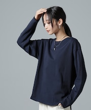サイドスリットロングスリーブTシャツ