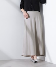 サテンバイヤスロングナロースカート