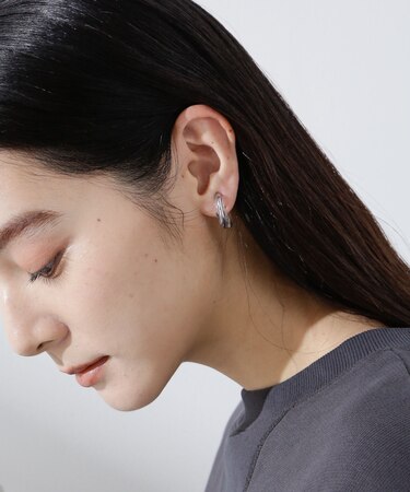 クリアフープピアス