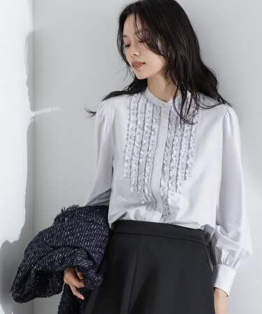 フリルブラウス