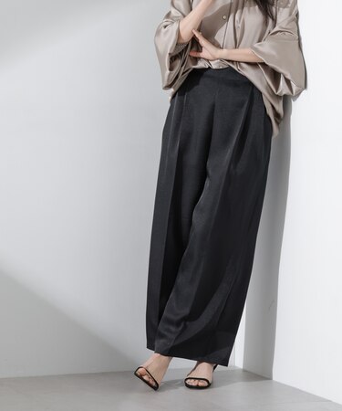 シアーヘムタックワイドパンツ