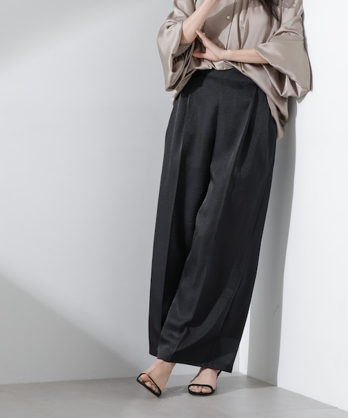 シアーヘムタックワイドパンツ