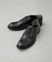 プレーントゥシューズ