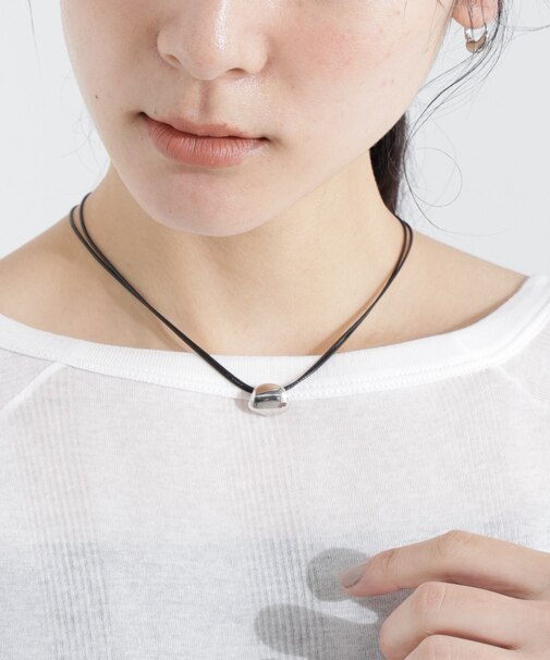 ダブルコードチョーカー