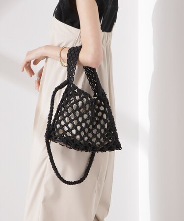 マクラメ編みショルダーバッグ