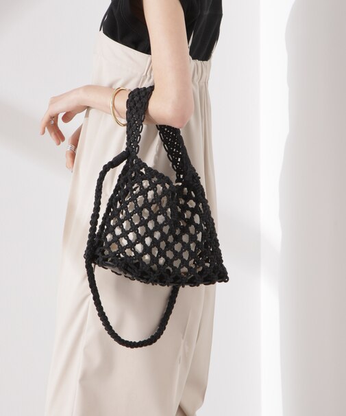 マクラメ編みショルダーバッグ