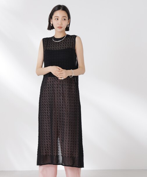 前後2wayダイヤ透かし柄ノースリーブニットワンピース
