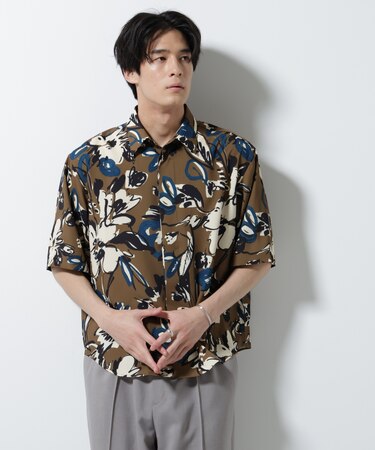 総柄プリントシャツ