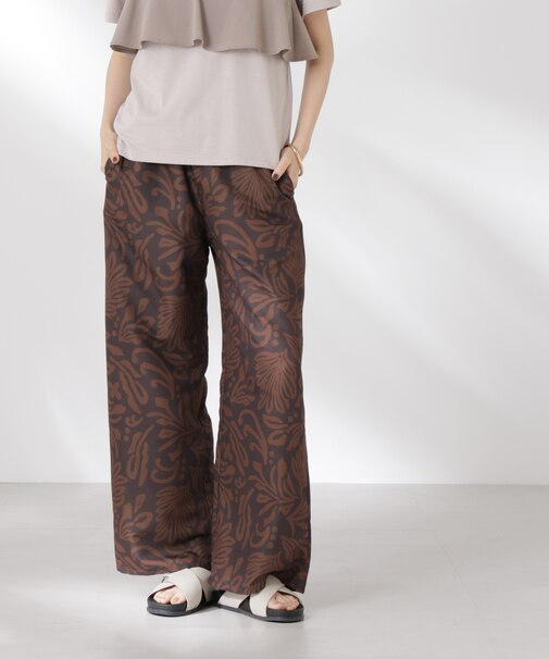 ボタニカルプリントイージーワイドパンツ(セットアップ可)