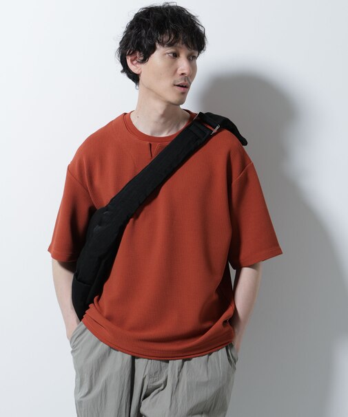 フェイクレイヤードキーネックTシャツ 半袖