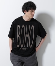 「BOHO CHIC」エディトリアル プリントTシャツ